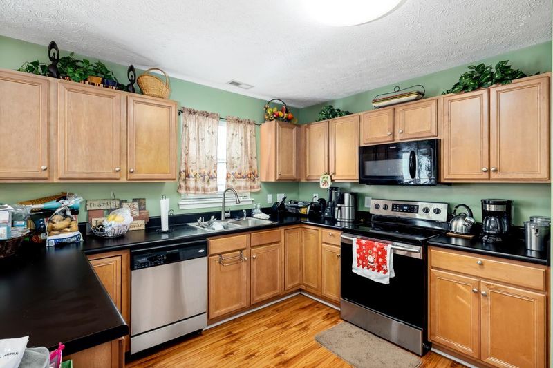 3106 Forrestal Dr, Durham, NC 27703