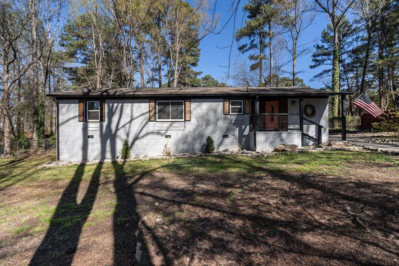 3106 Henry Dr, Raleigh, NC 27613