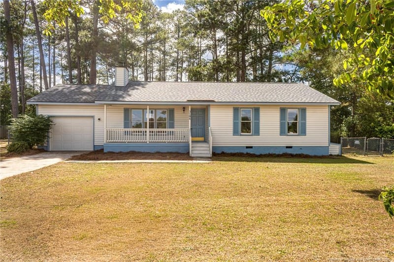 3106 Sommer Dr, Hope Mills, NC 28348
