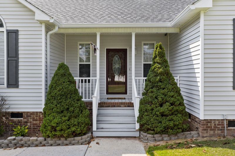 3108 Horseshoe Ln, Clayton, NC 27520