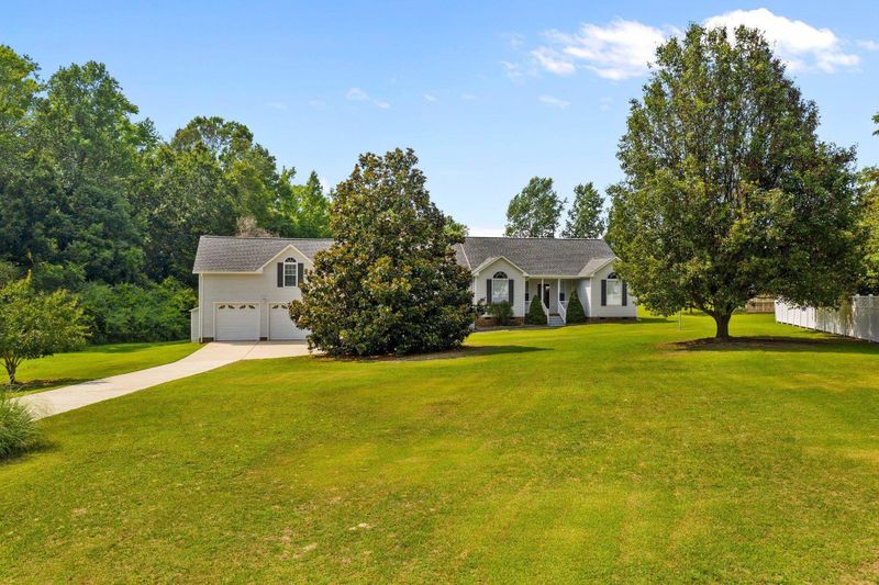 3108 Horseshoe Ln, Clayton, NC 27520