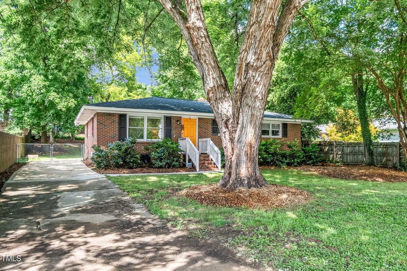 3109 Crandon Ln, Raleigh, NC 27604