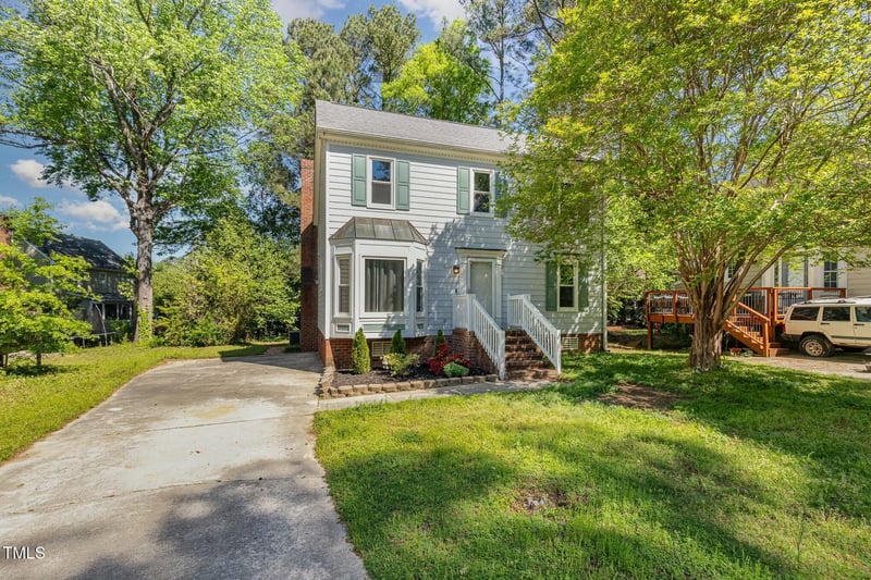 3109 E Folkestone Pl, Raleigh, NC 27604