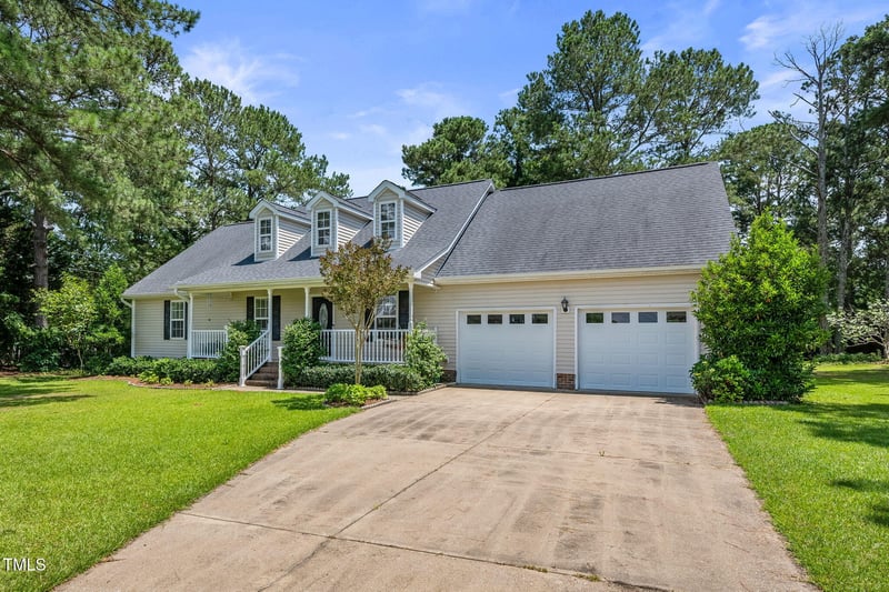 3109 Gold Dust Ln, Willow Springs, NC 27592