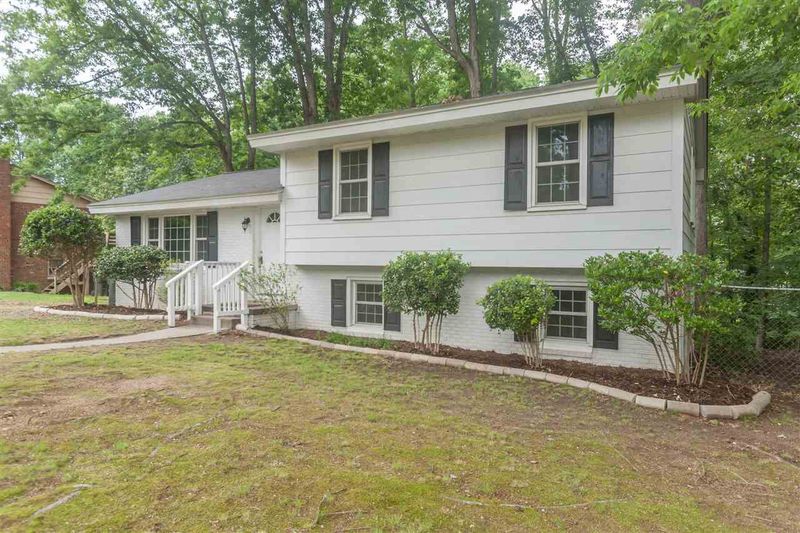 3109 Julian Dr, Raleigh, NC 27604