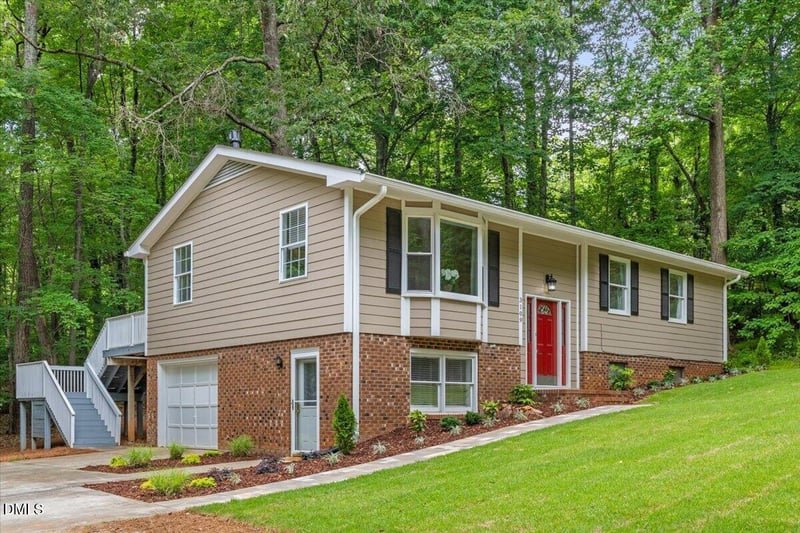 3109 Manor Ridge Dr, Raleigh, NC 27603