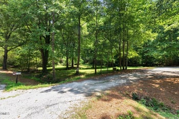 3109 Manor Ridge Dr, Raleigh, NC 27603