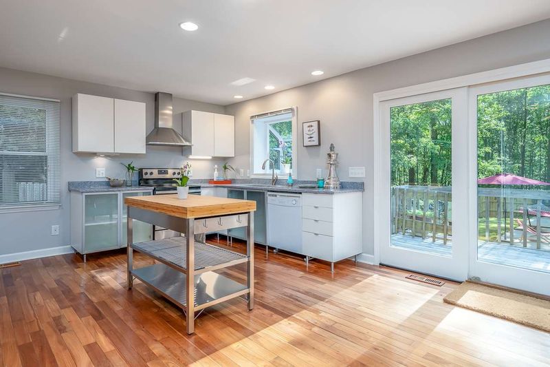 3109 Purland Dr, Raleigh, NC 27603
