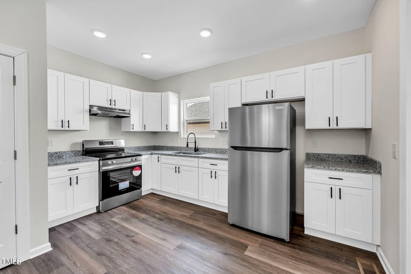 311-313 Stokes St, Burlington, NC 27215