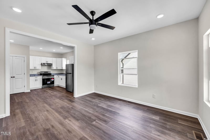 311-313 Stokes St, Burlington, NC 27215