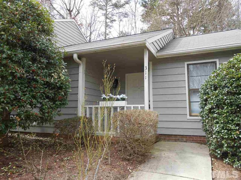 311 Applecross Dr, Cary, NC 27511
