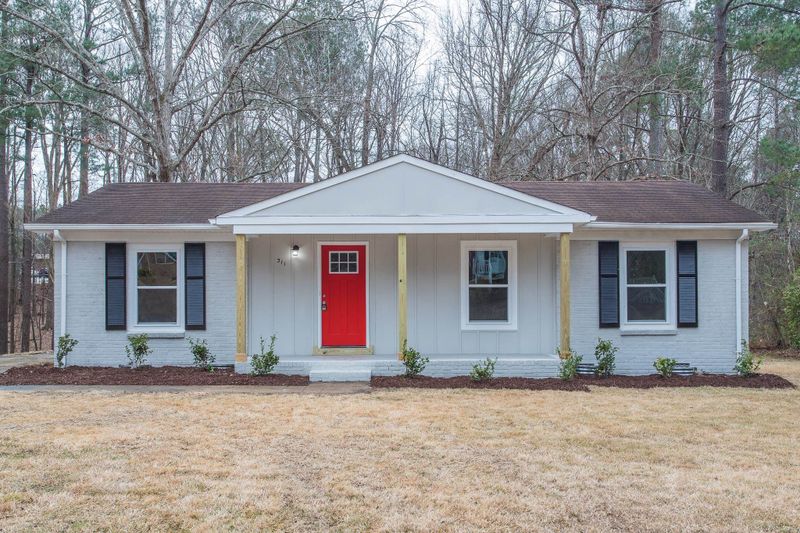 311 Arrundale Dr, Cary, NC 27511