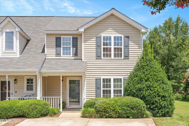 311 Center Heights Ct, Apex, NC 27502