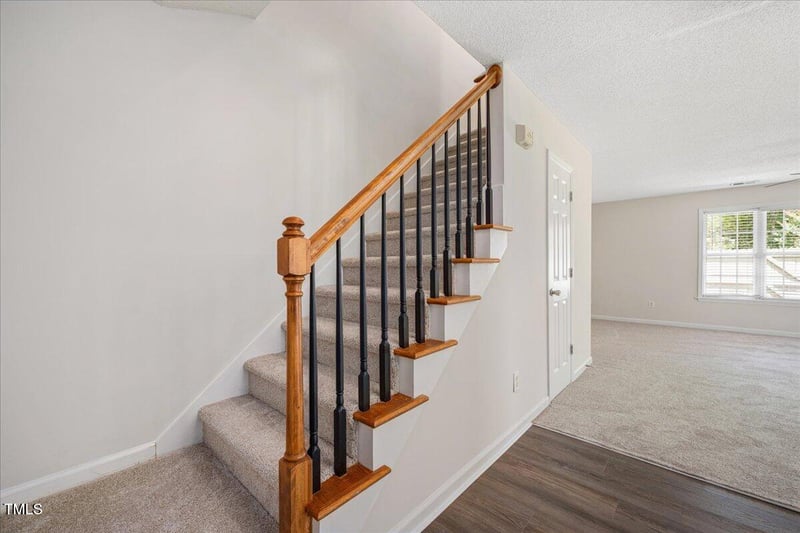 311 Center Heights Ct, Apex, NC 27502