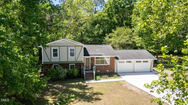 311 Gaylee Lake Dr, Wendell, NC 27591