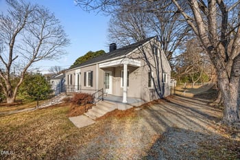 311 Gilbreath St, Graham, NC 27253