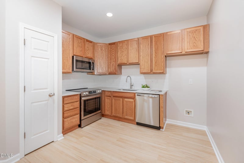 311 Gilman Ln #107, Raleigh, NC 27610