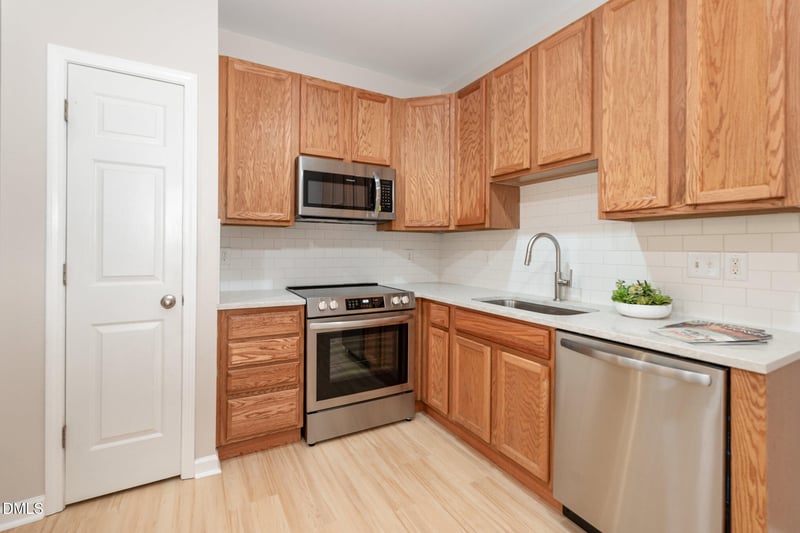 311 Gilman Ln #107, Raleigh, NC 27610