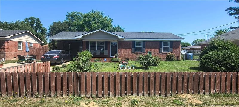 311 Glen Canyon Dr, Fayetteville, NC 28303