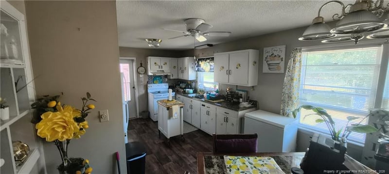 311 Glen Canyon Dr, Fayetteville, NC 28303