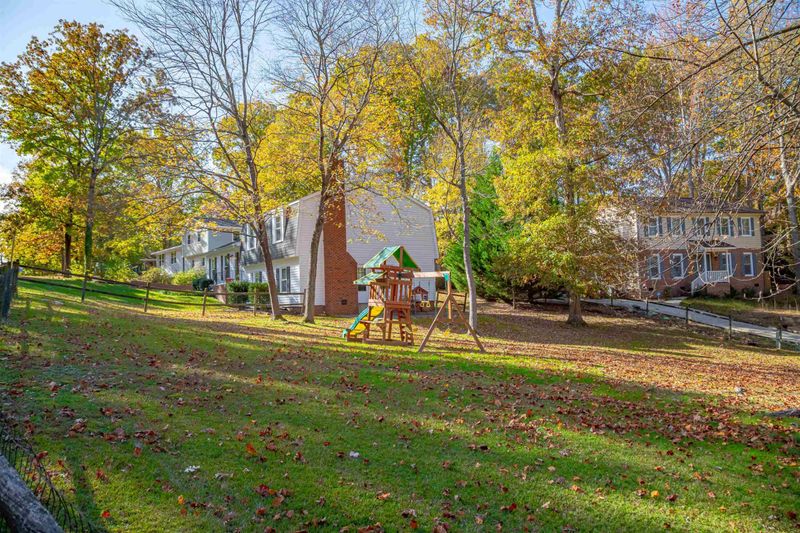 311 Hemlock St, Cary, NC 27513