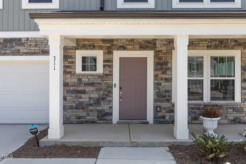 311 Horseshoe Pl, Angier, NC 27501