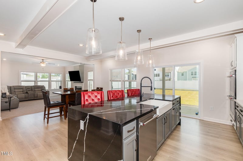 311 Horseshoe Pl, Angier, NC 27501