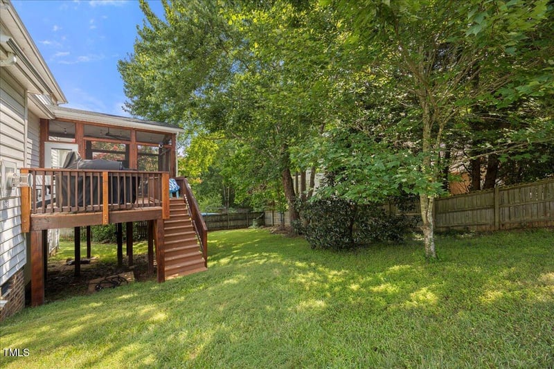 311 Kingswood Dr, Cary, NC 27513