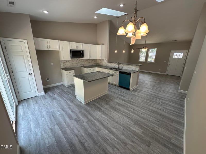 311 Market St, Graham, NC 27253