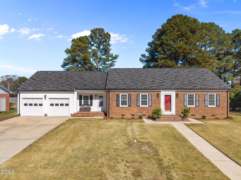 311 Marlowe Dr, Dunn, NC 28334