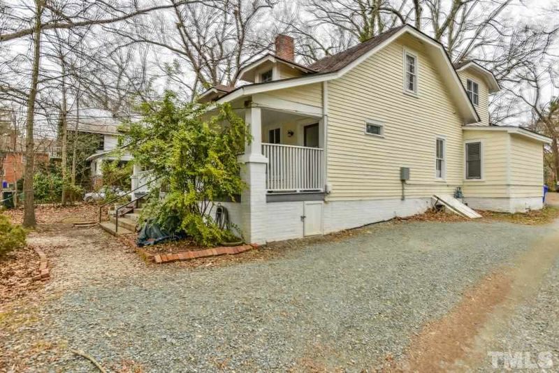 311 Mccauley St, Chapel Hill, NC 27516