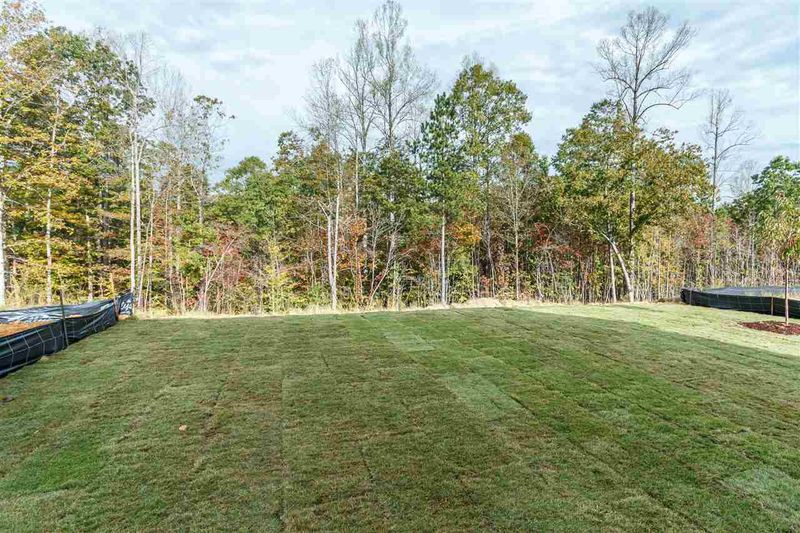 311 Monteith Dr, Chapel Hill, NC 27516