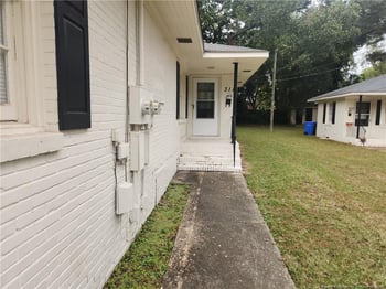 311 Oakridge Ave, Fayetteville, NC 28305