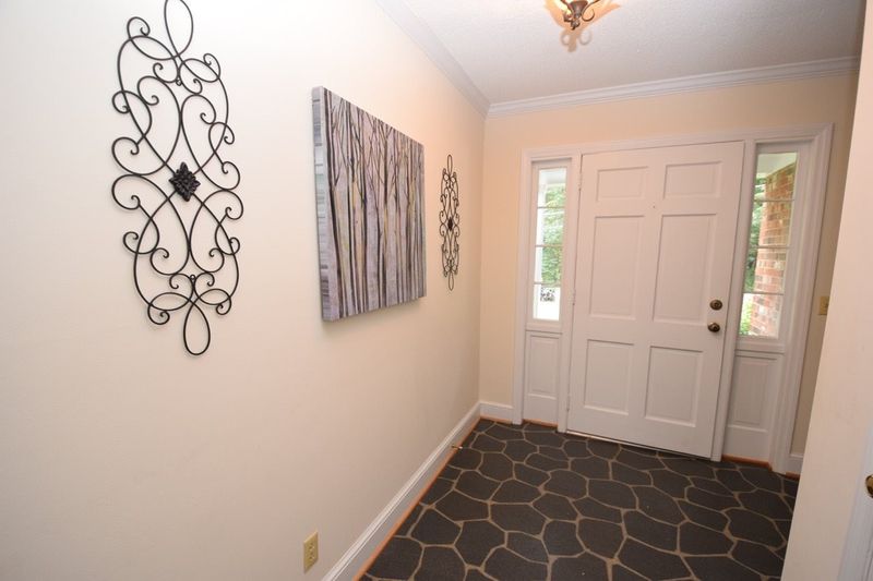 311 Oakridge Rd, Cary, NC 27511