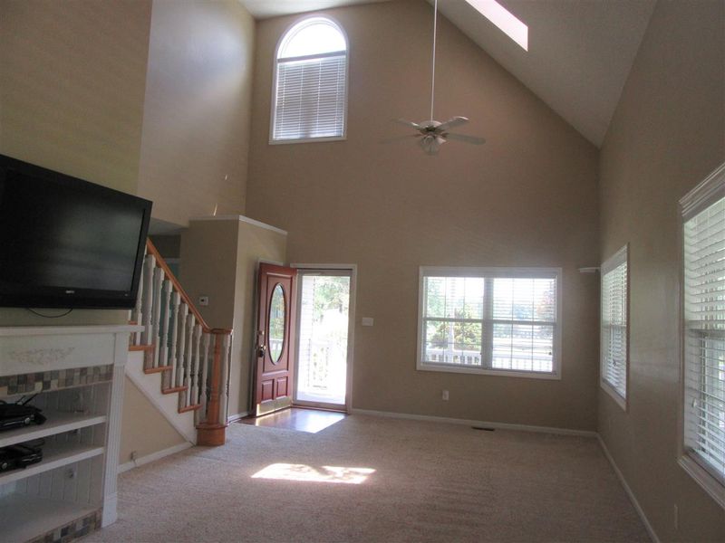 311 Riverstone Dr, Clayton, NC 27527