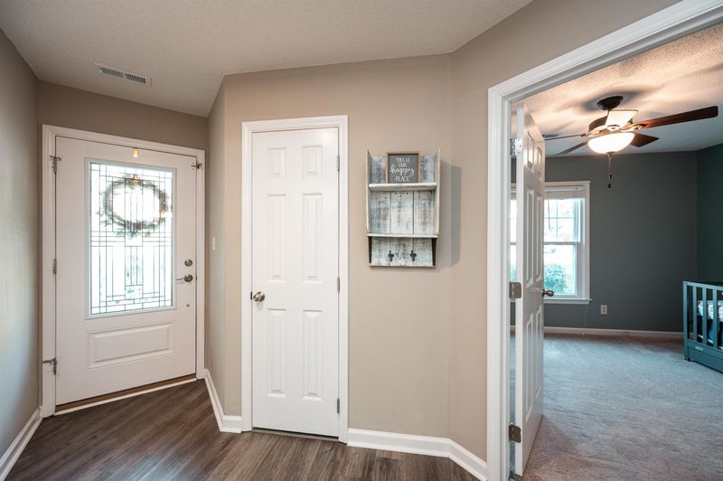 311 Riverwalk Cir, Cary, NC 27511