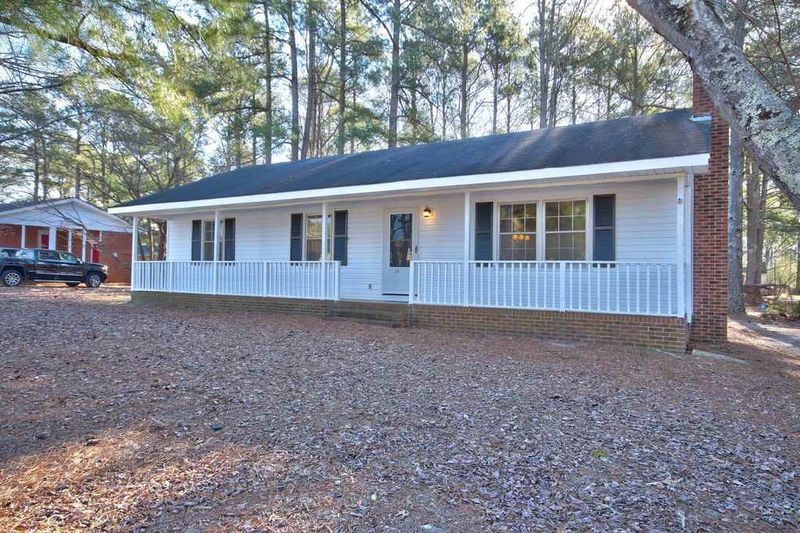 311 Robin Ln, Clayton, NC 27520