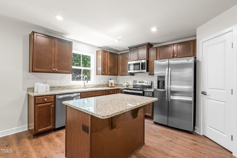 311 Rothbury Ct, Sanford, NC 27330