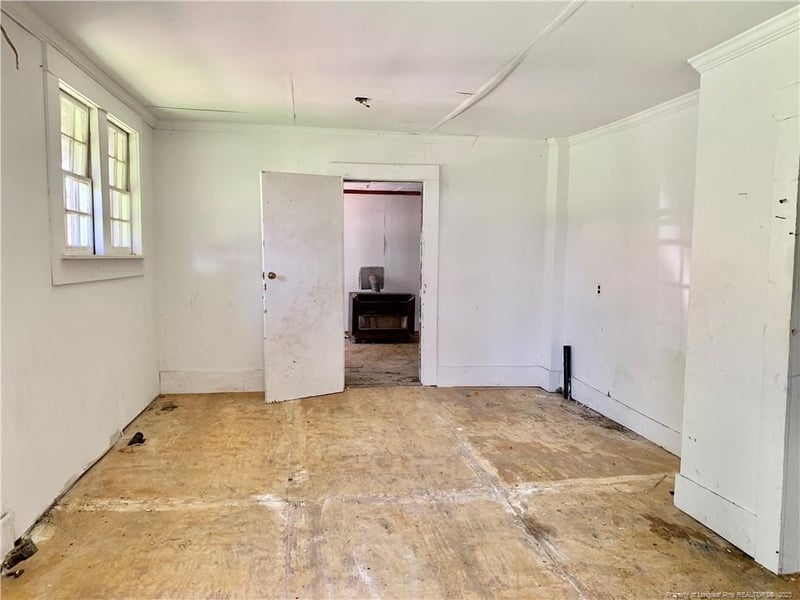 311 Saunders St, Sanford, NC 27330
