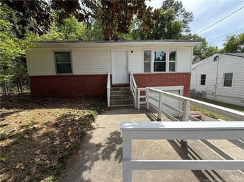 311 Stuart Ave, Fayetteville, NC 28301