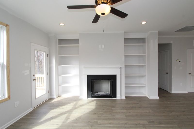 311 Sturgeon St, Smithfield, NC 27577