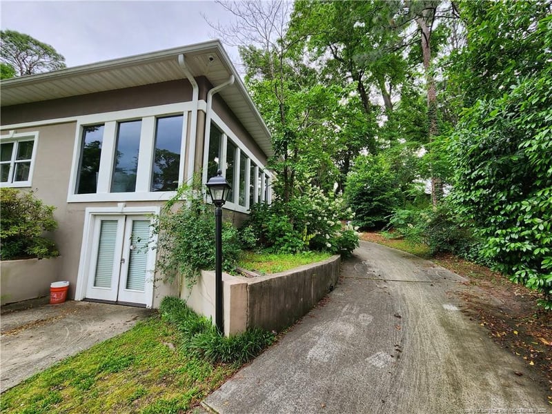 311 Valley Rd, Fayetteville, NC 28305