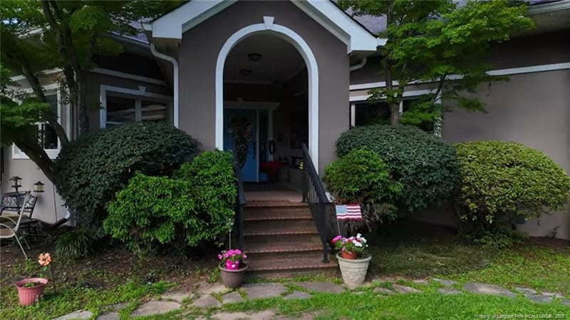 311 Valley Rd, Fayetteville, NC 28305