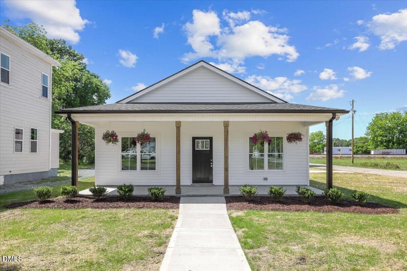311 Wilson Ave, Dunn, NC 28334