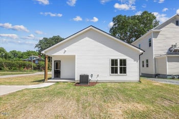 311 Wilson Ave, Dunn, NC 28334