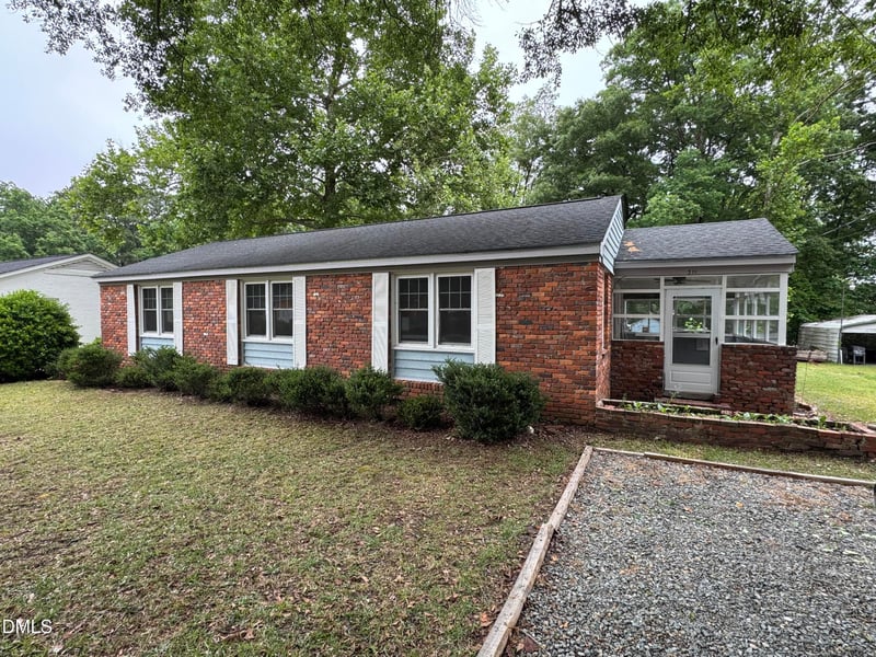 311 Woodland Dr, Fuquay Varina, NC 27526