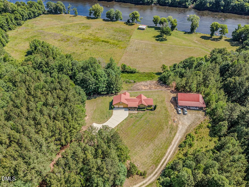 3110 Buckhorn Rd, Sanford, NC 27330