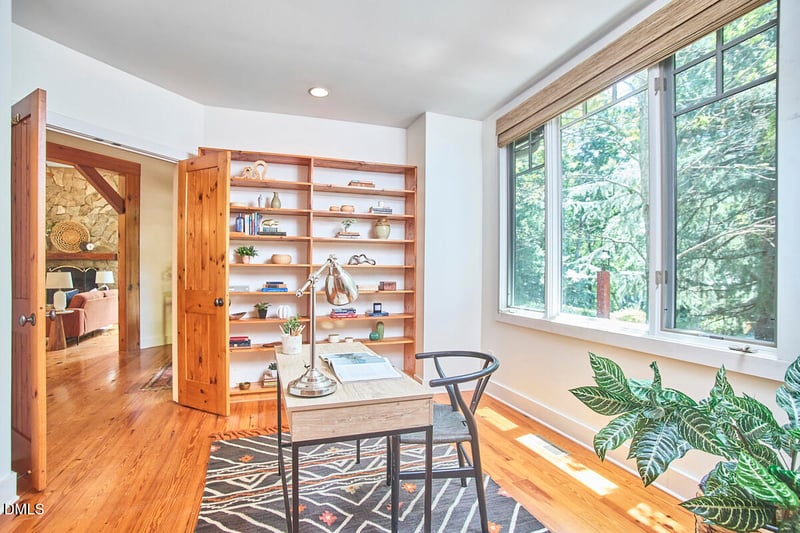 3110 Carriage Trl, Hillsborough, NC 27278
