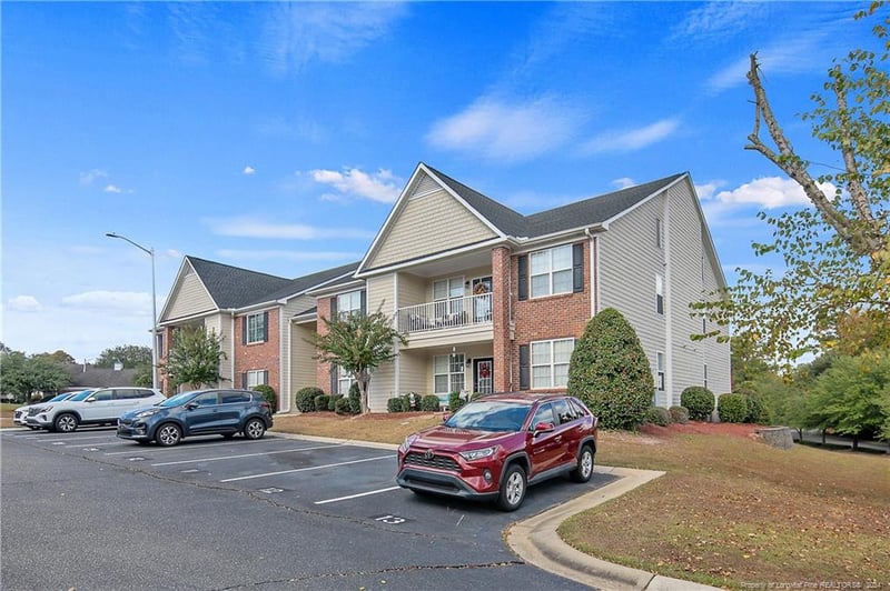 3110 Daylilly Dr #102, Fayetteville, NC 28314