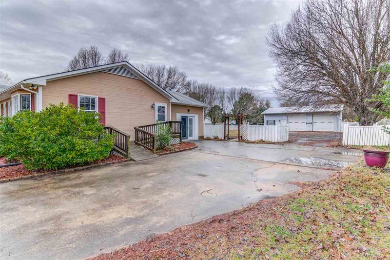 3110 N Shiloh Rd, Garner, NC 27529